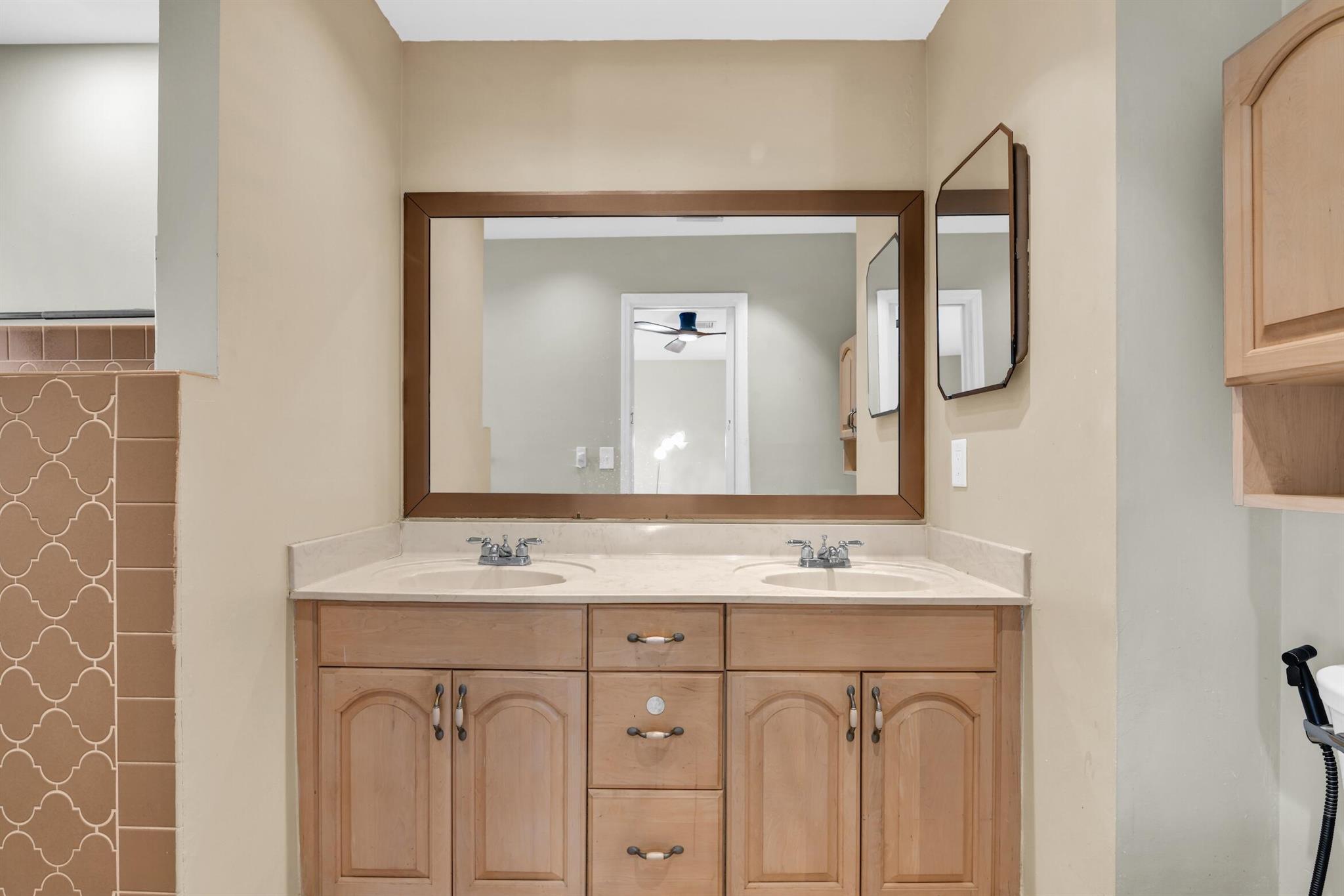 CROSSINGS - Residential