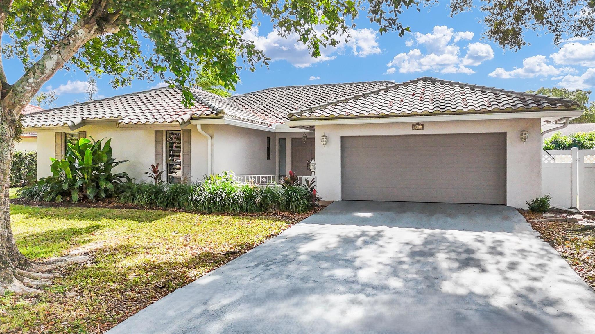 CROSSINGS - Residential