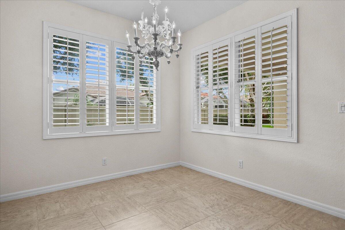 LYONS RANCHES - Residential