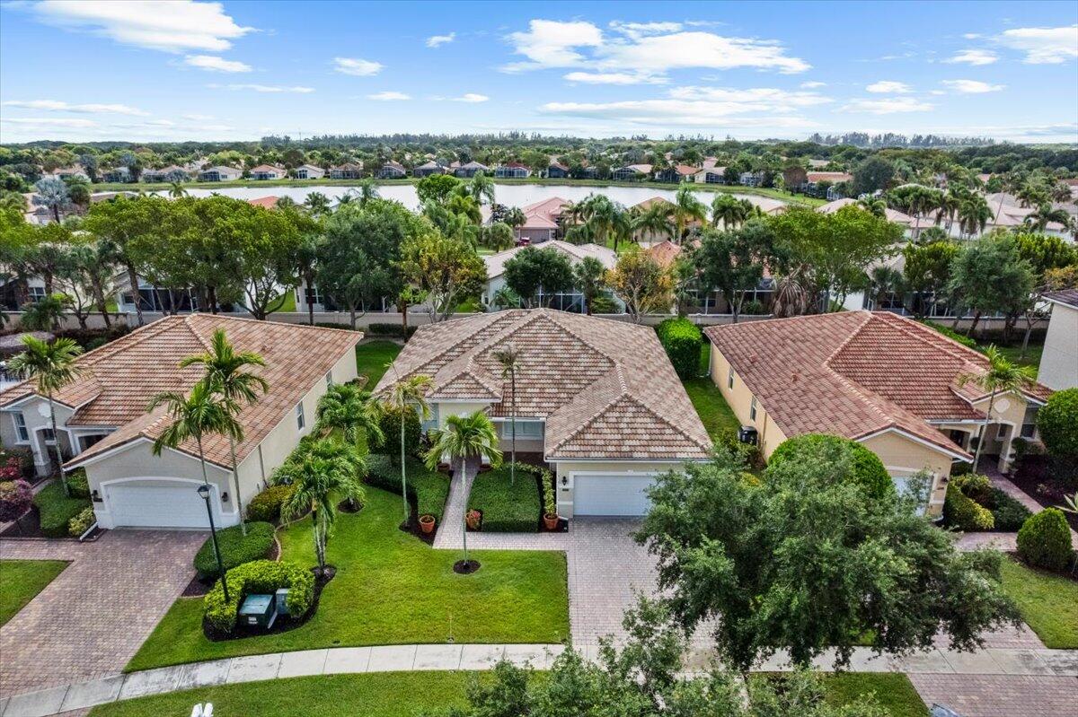 LYONS RANCHES - Residential