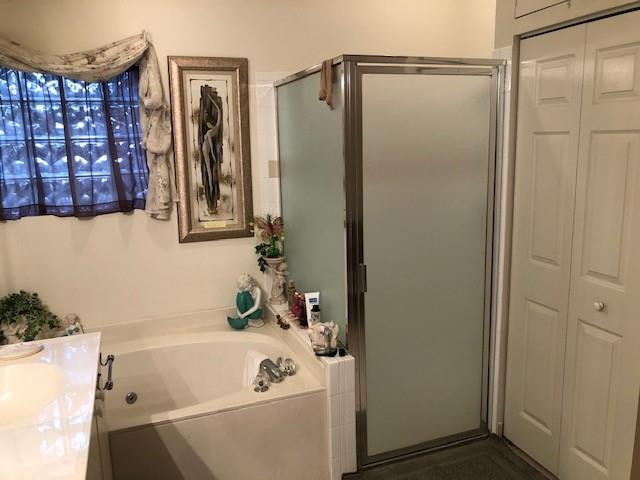 CASCADE LAKES - Residential