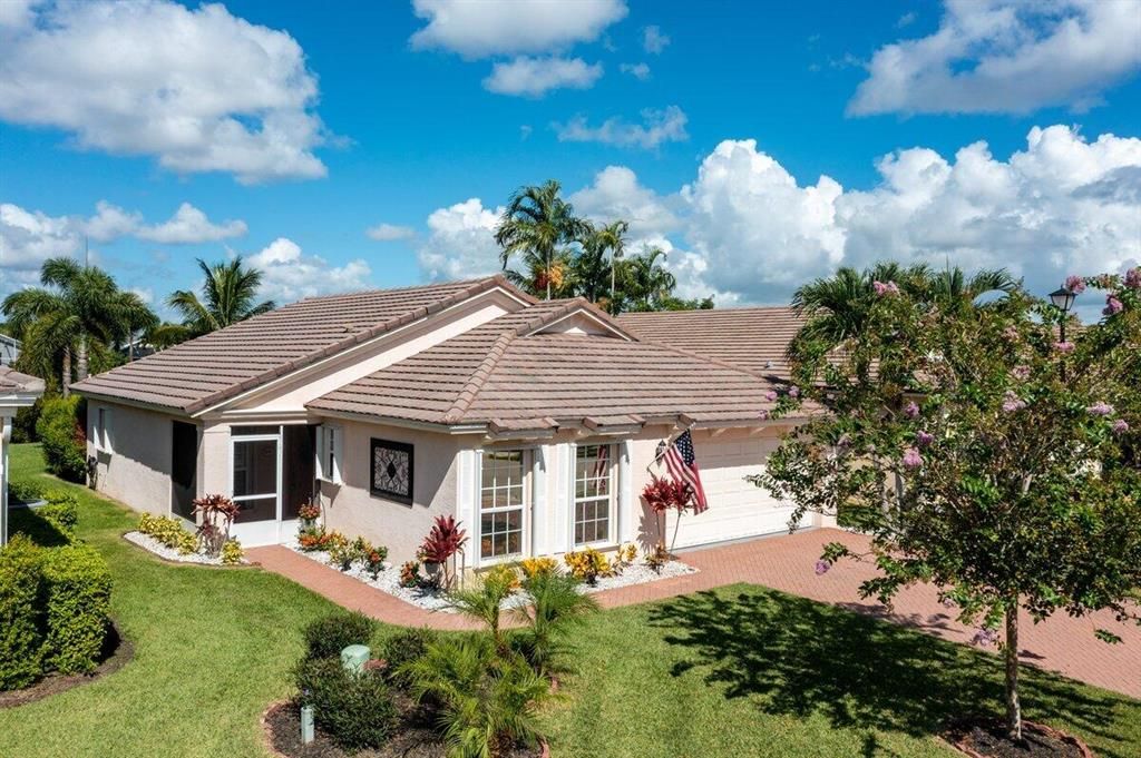 Photo of 334 SW Lake Forest Way Way, Port Saint Lucie, FL 34986 (MLS # R10822153)