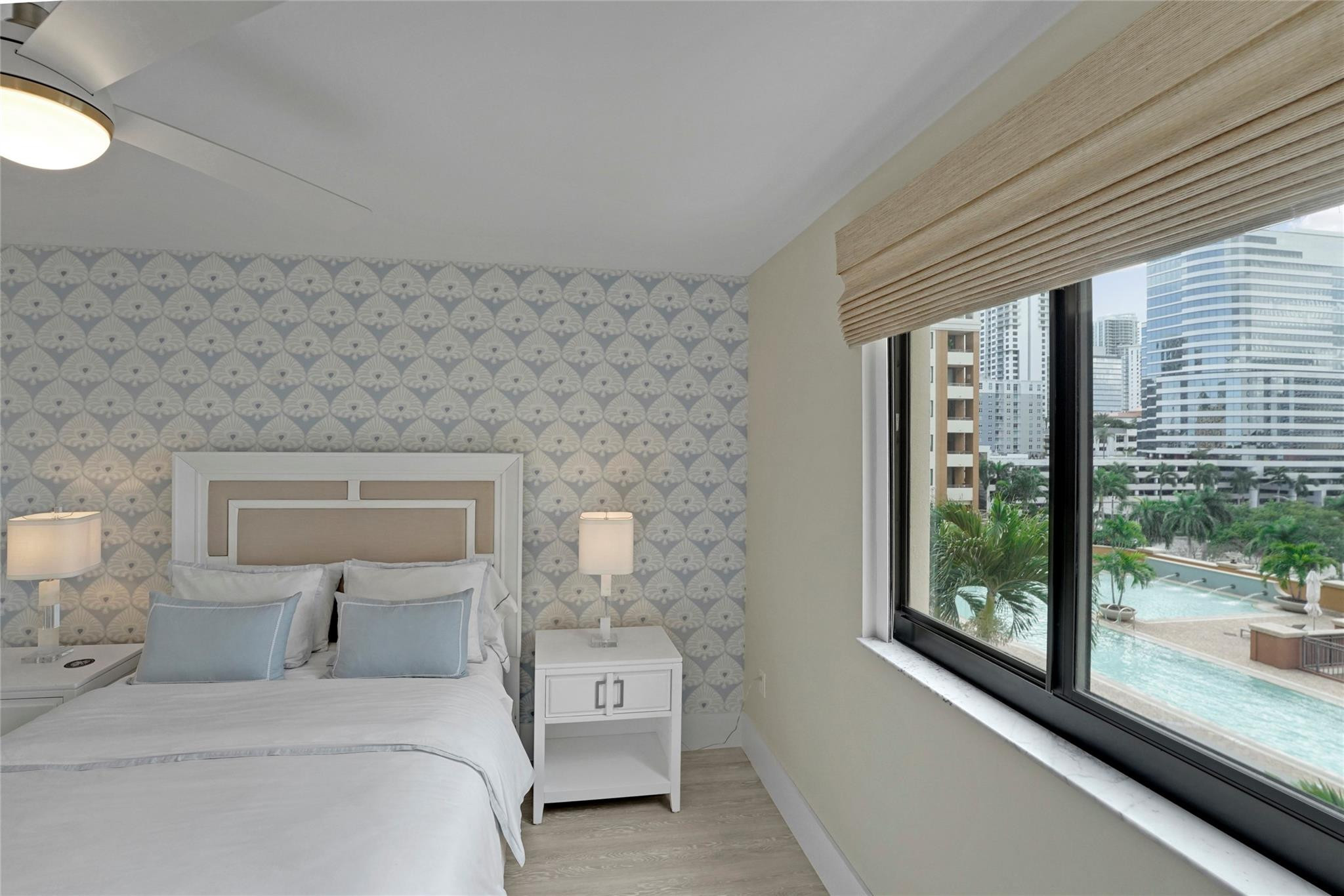 110 N Federal Highway 715