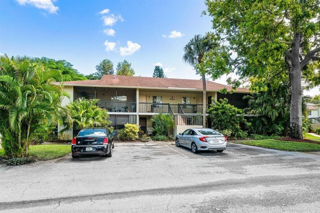 Photo of 6504 Chasewood Drive #B, Jupiter, FL 33458 (MLS # R10752177)