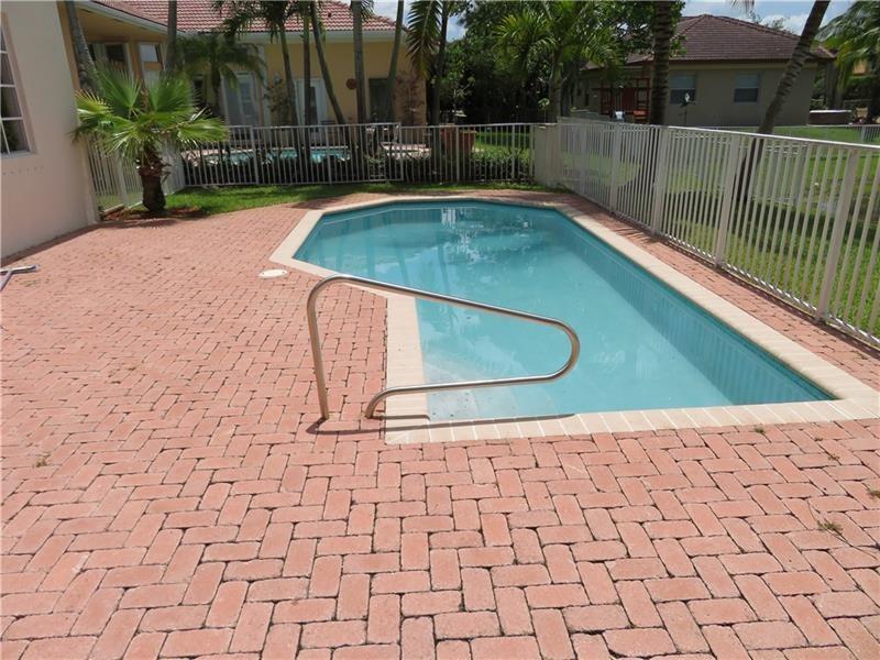 Sunset Lakes One 164-34 B - Residential
