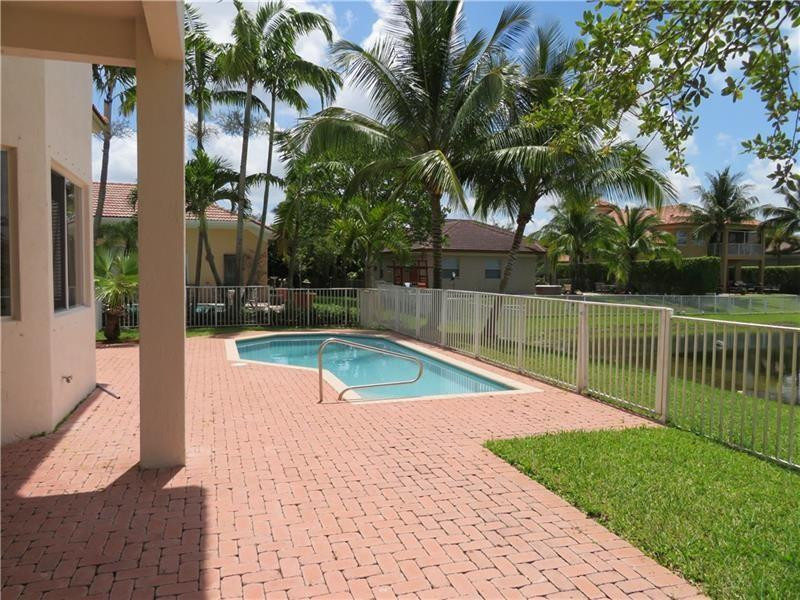 Sunset Lakes One 164-34 B - Residential