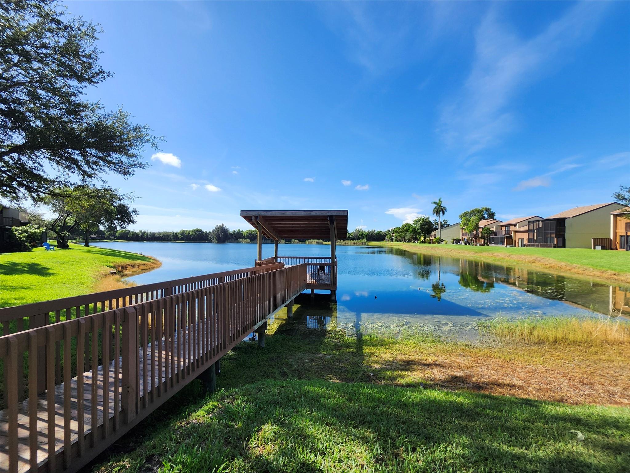 REFLECTIONS - Residential Lease