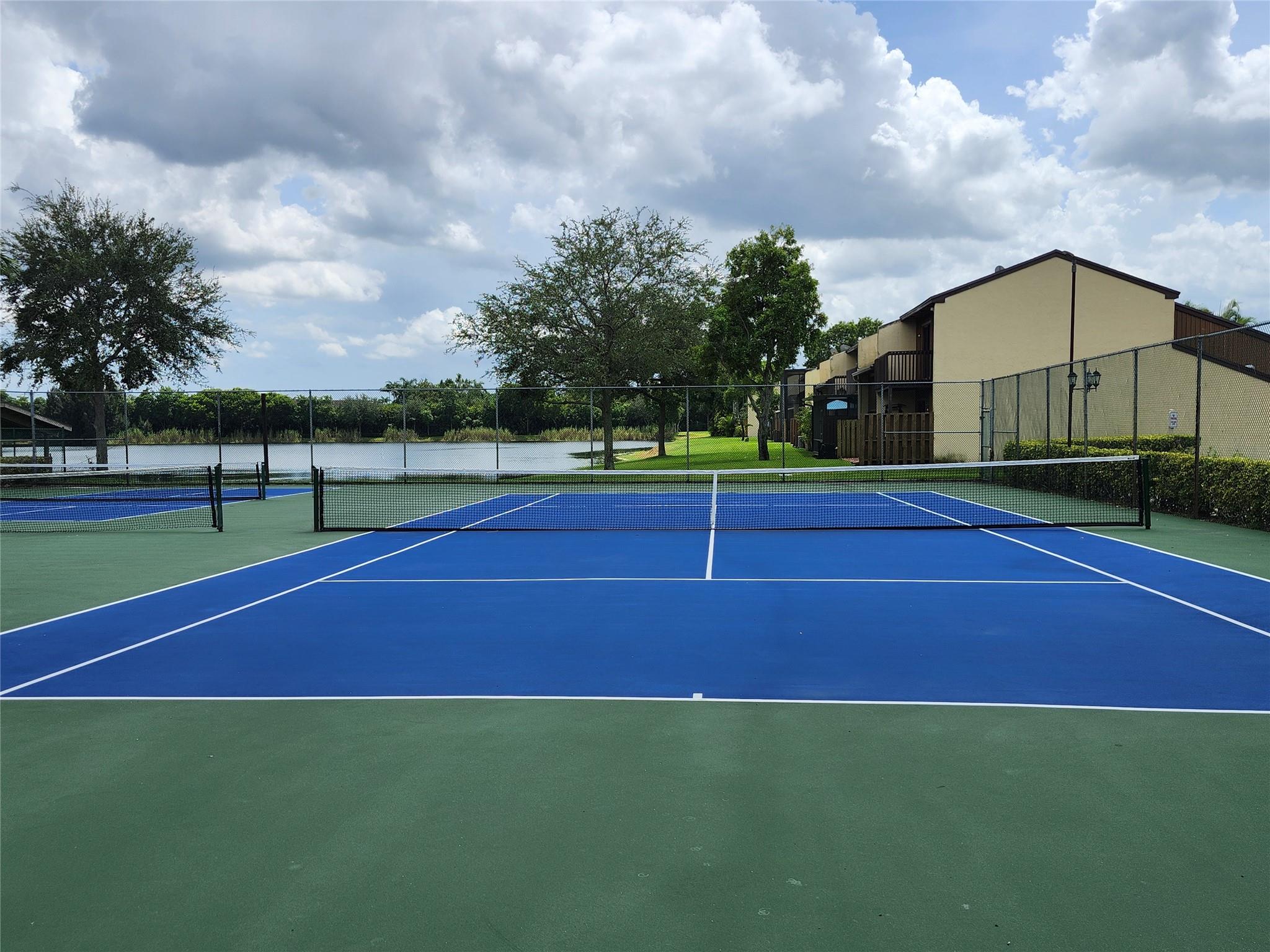 REFLECTIONS - Residential Lease