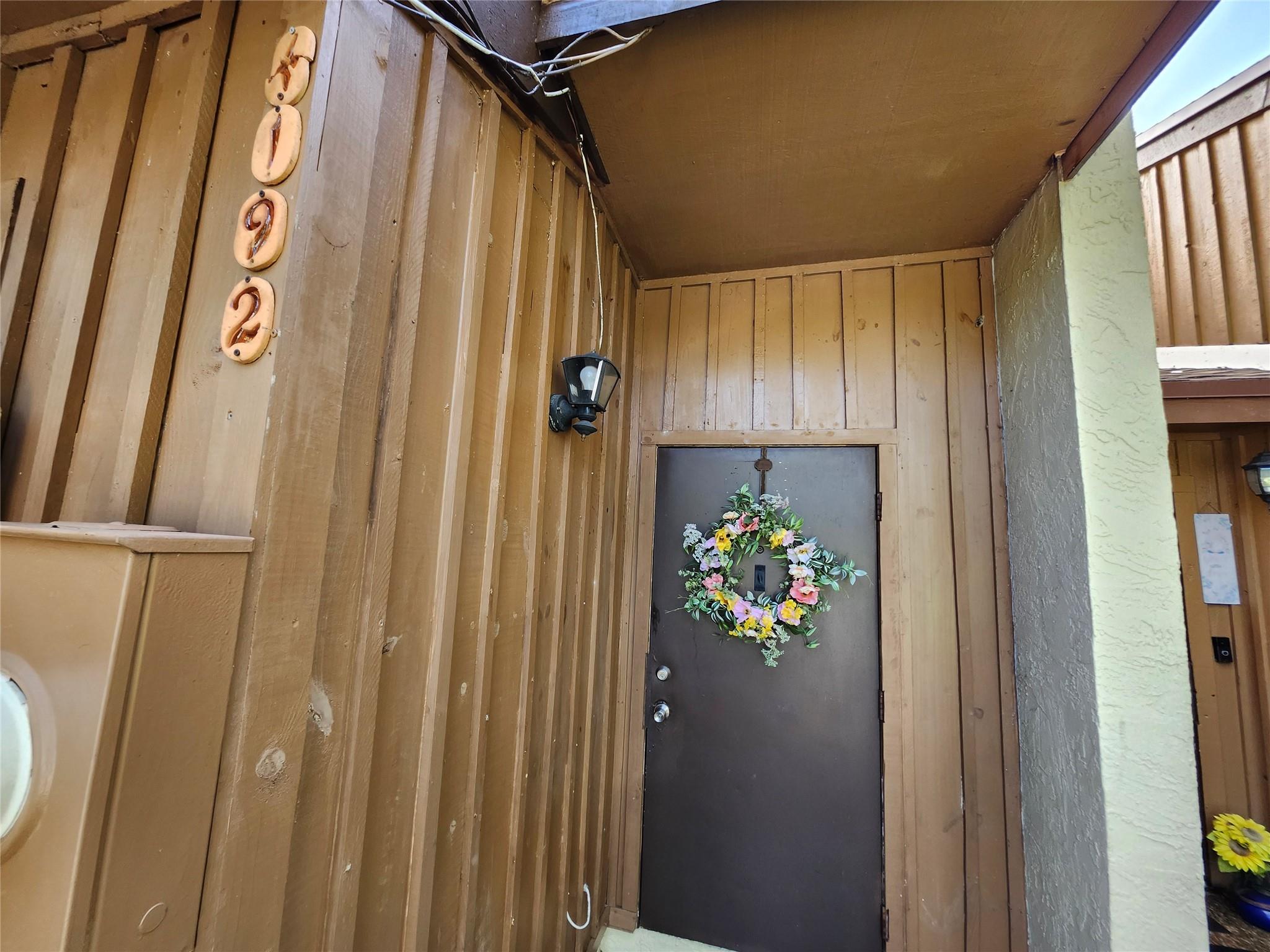 REFLECTIONS - Residential Lease