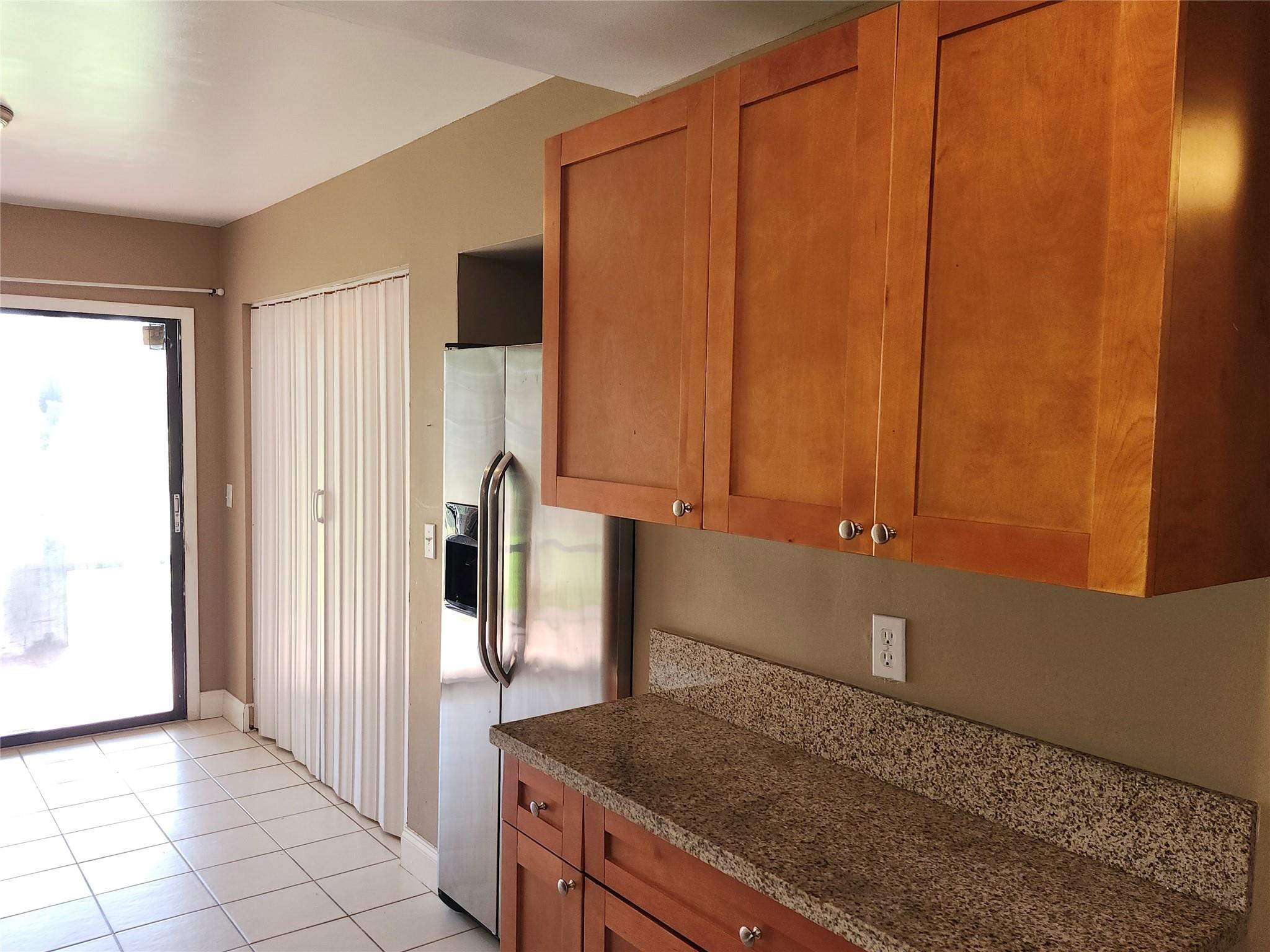 REFLECTIONS - Residential Lease