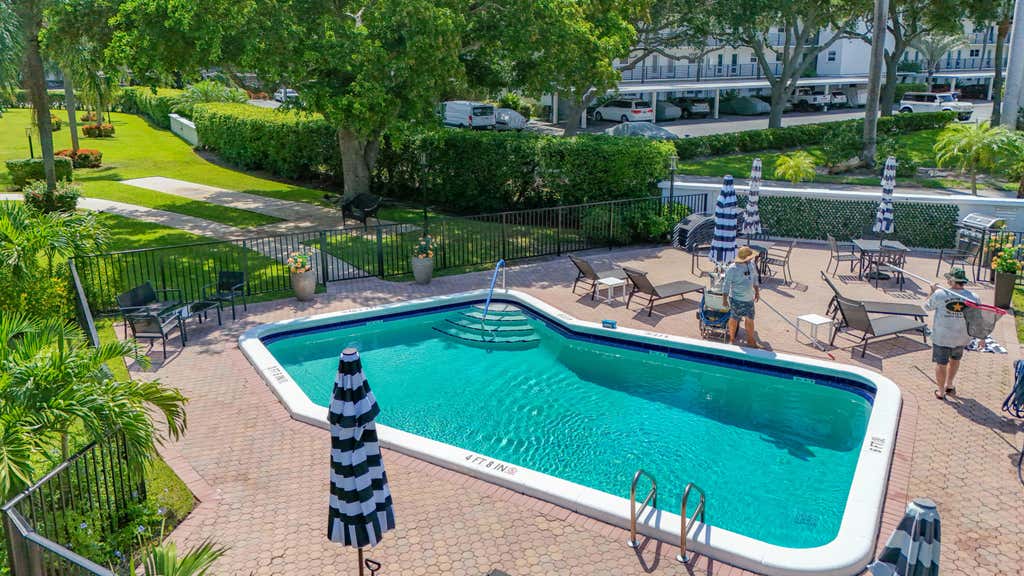 Photo of 207 Tropic Isle Drive #1130, Delray Beach, FL 33483 (MLS # B26065050)