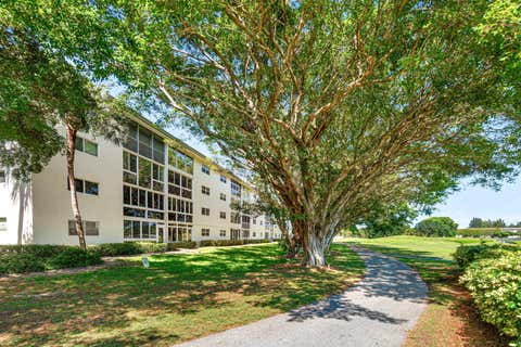 Tiny photo for 3502 Bimini Lane #L4, Coconut Creek, FL 33066 (MLS # B26026591)