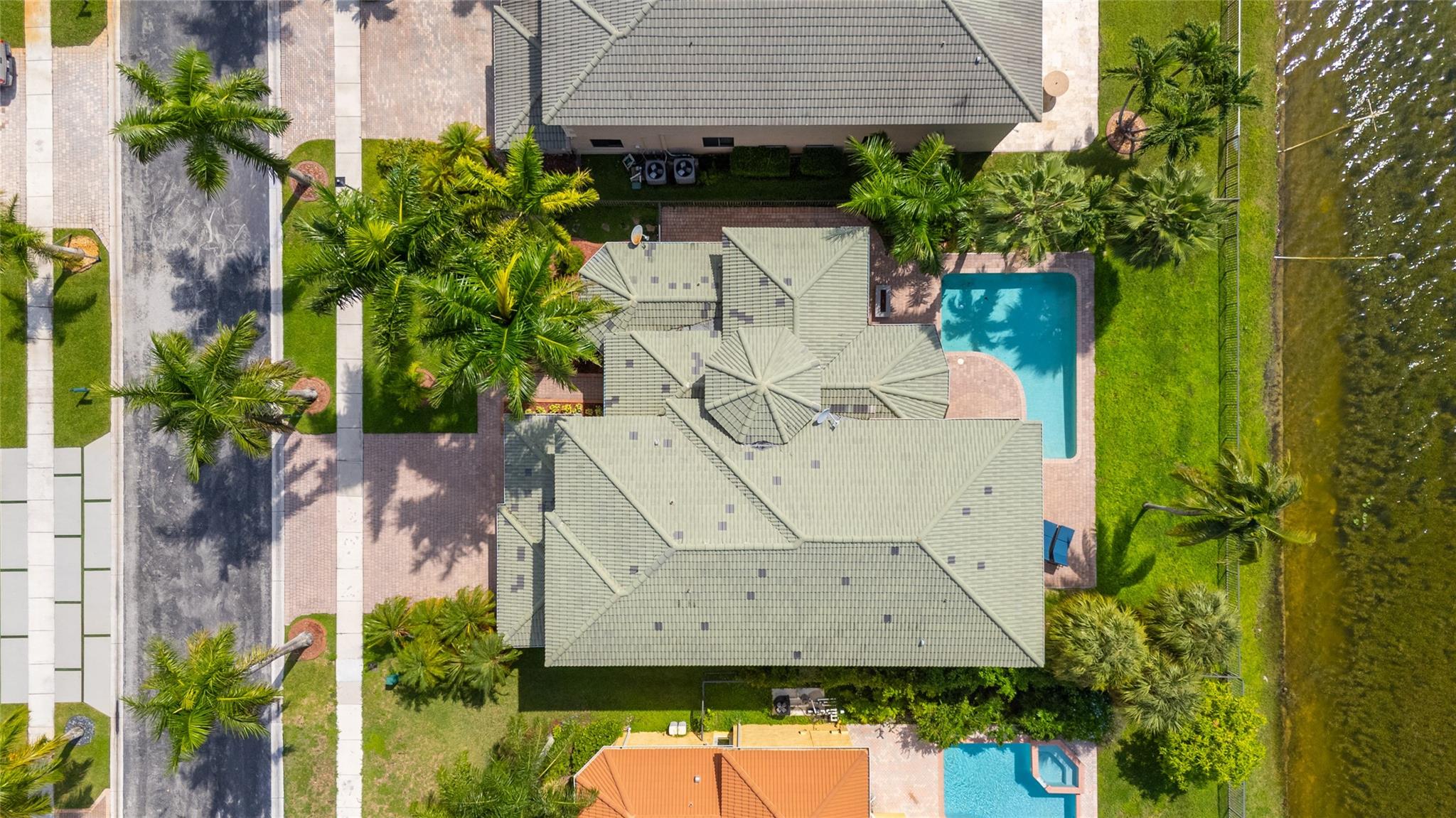 Sunset Lakes One 164-34 B - Residential