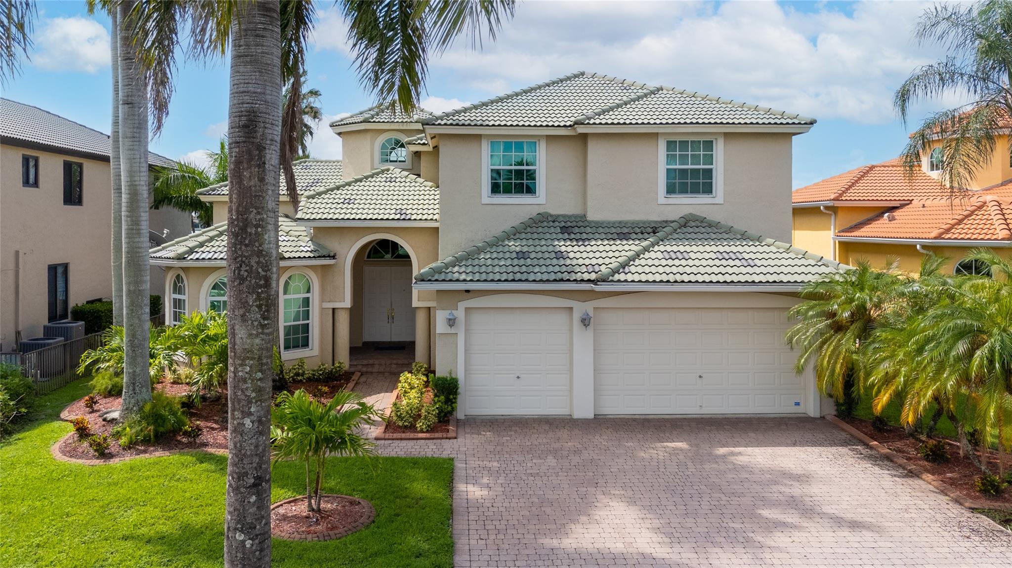 Sunset Lakes One 164-34 B - Residential