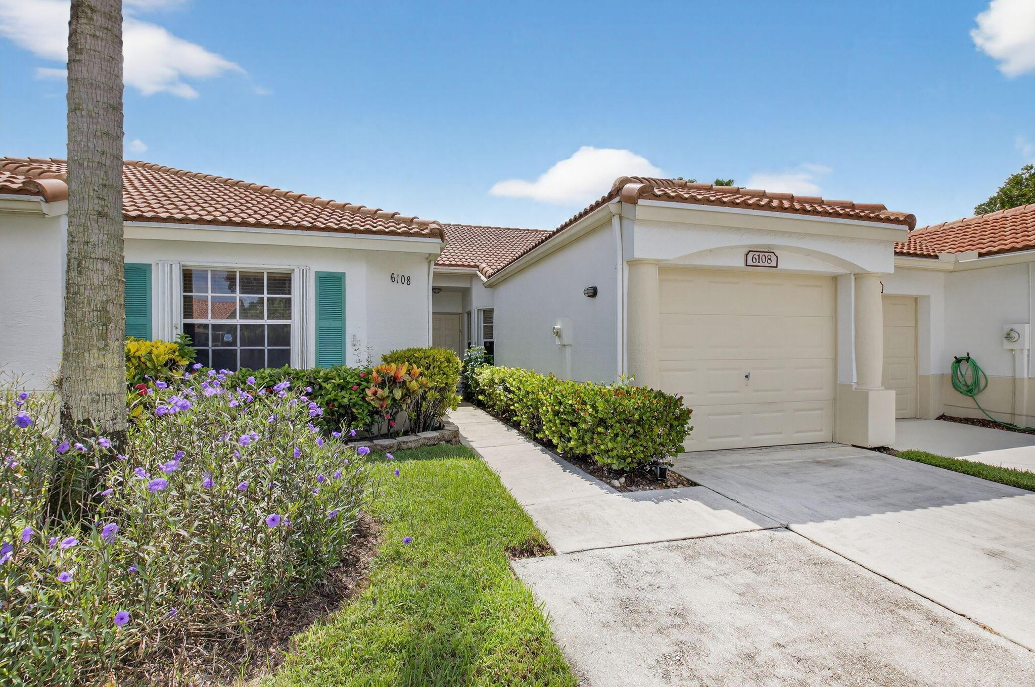 6108 Floral Lakes Drive