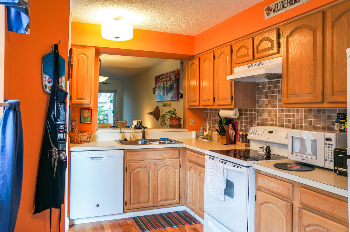 CYPRESS GLEN TOWNHOMES CONDO - Residential