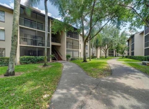 205 Foxtail Dr Drive B1 Greenacres FL 33415