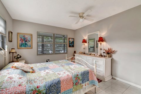Tiny photo for 51 Ventnor C, Deerfield Beach, FL 33442 (MLS # R11166982)