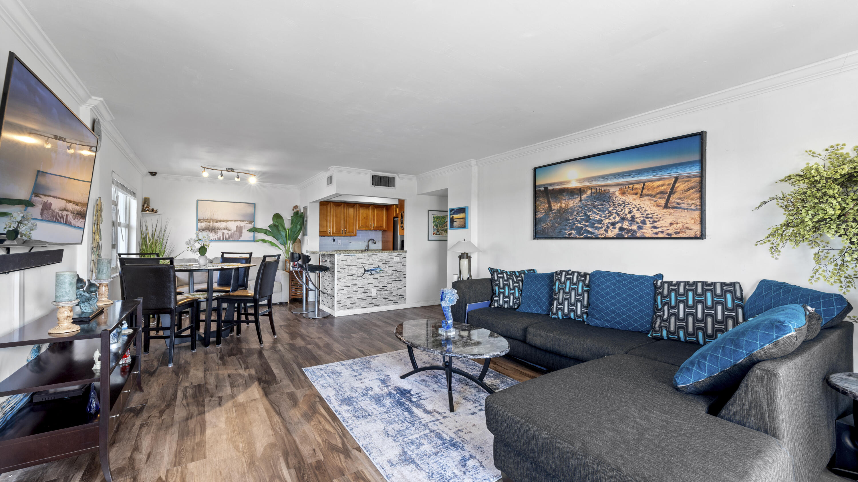 WATERFORD POINT CONDO - Residential Lease