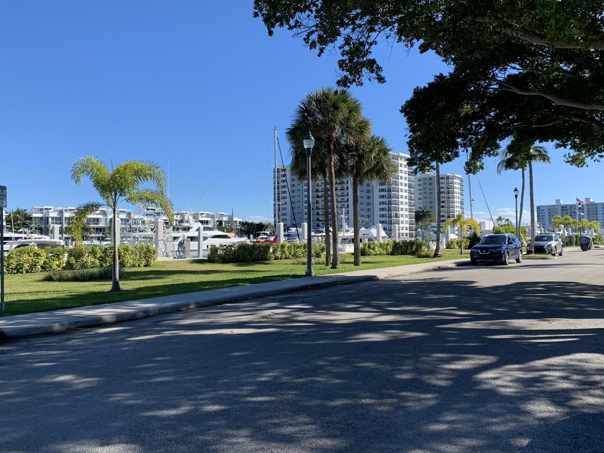 DELRAY TOWN OF - Residential