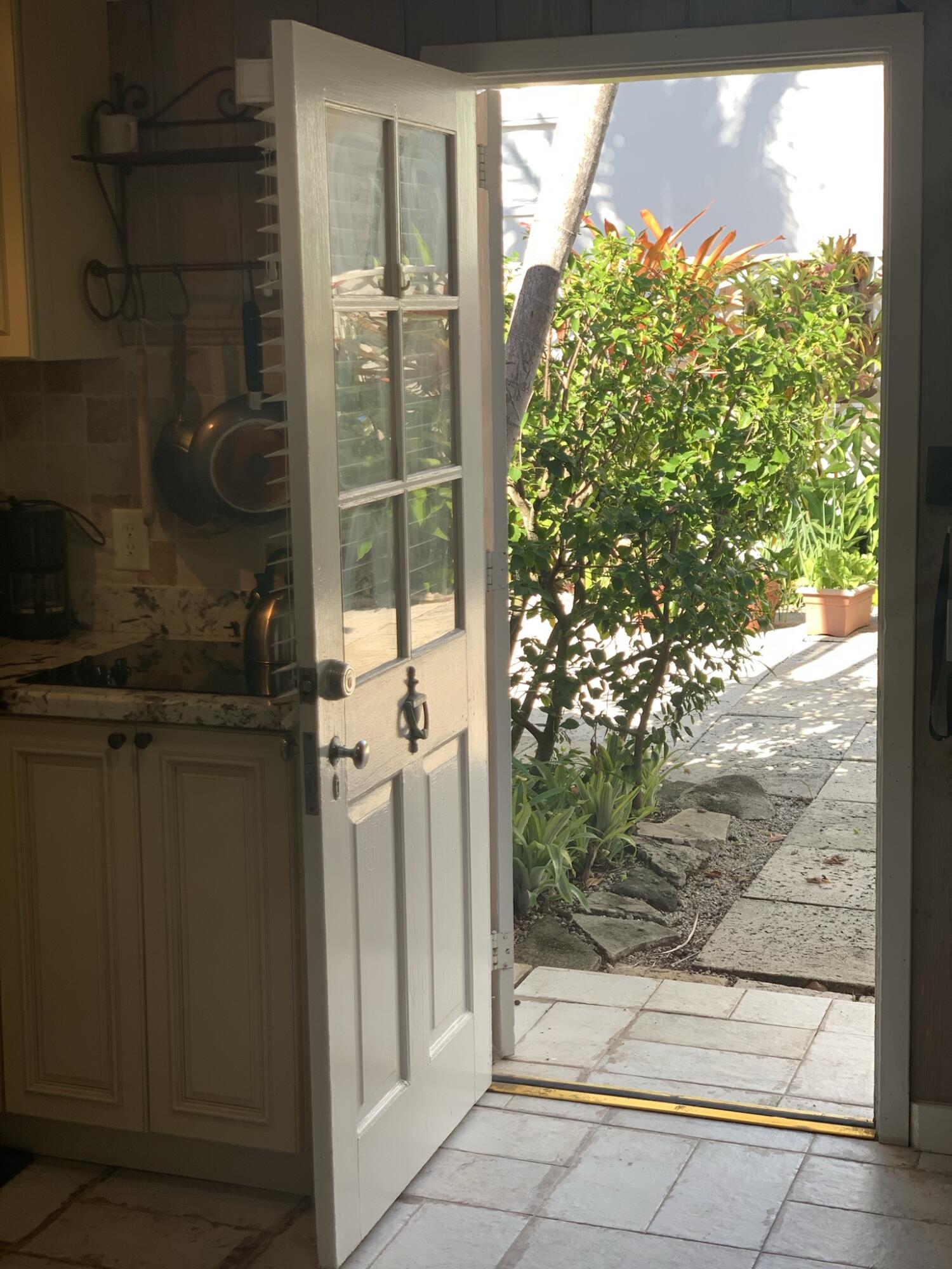 DELRAY TOWN OF - Residential