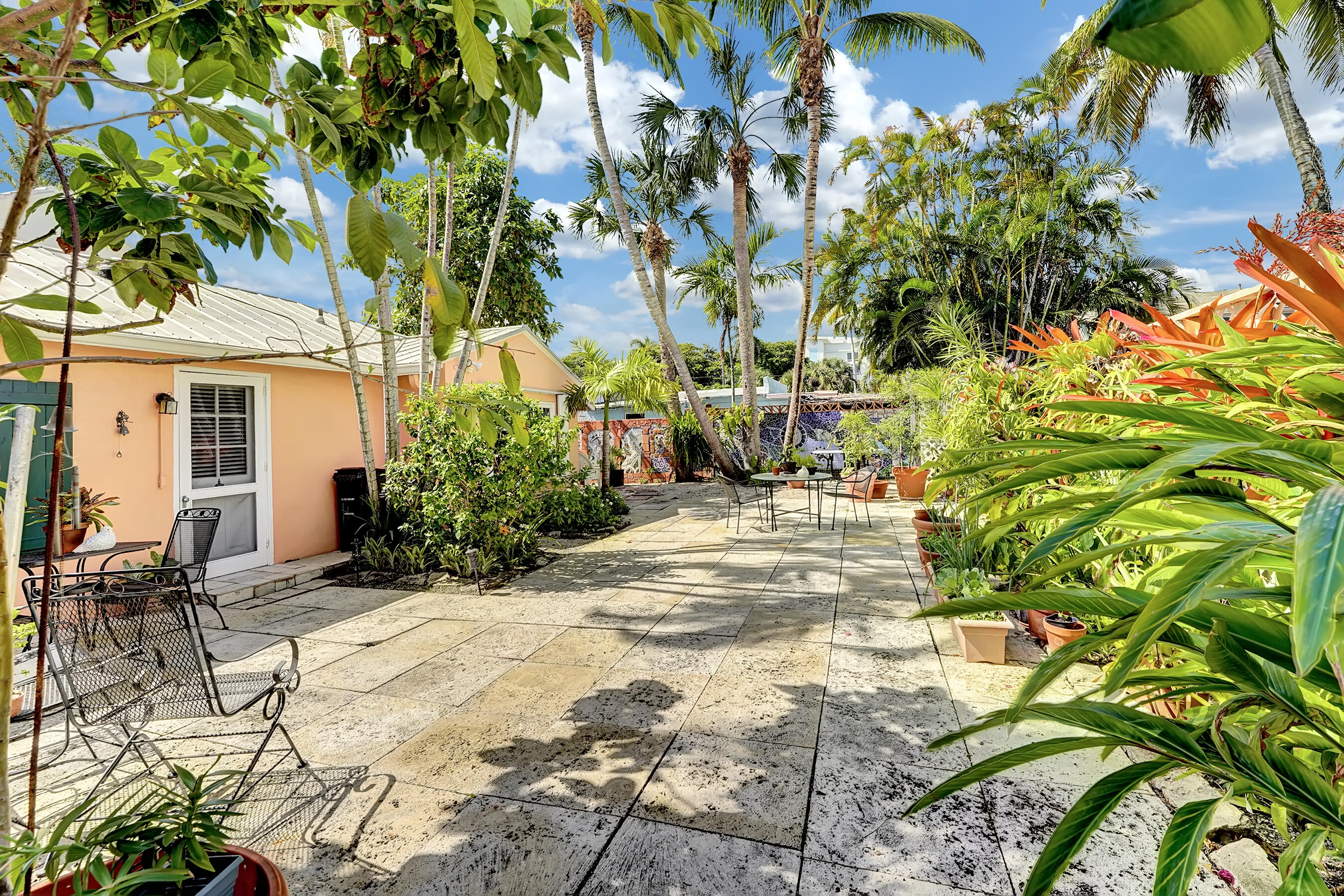 DELRAY TOWN OF - Residential