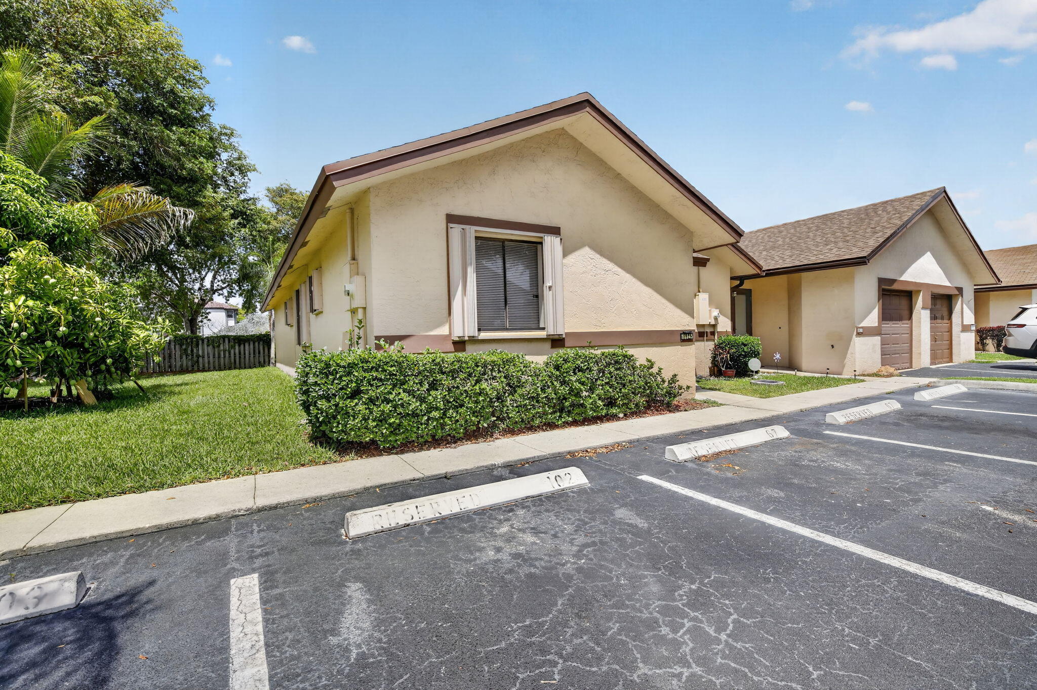 11145 NW 38th Place