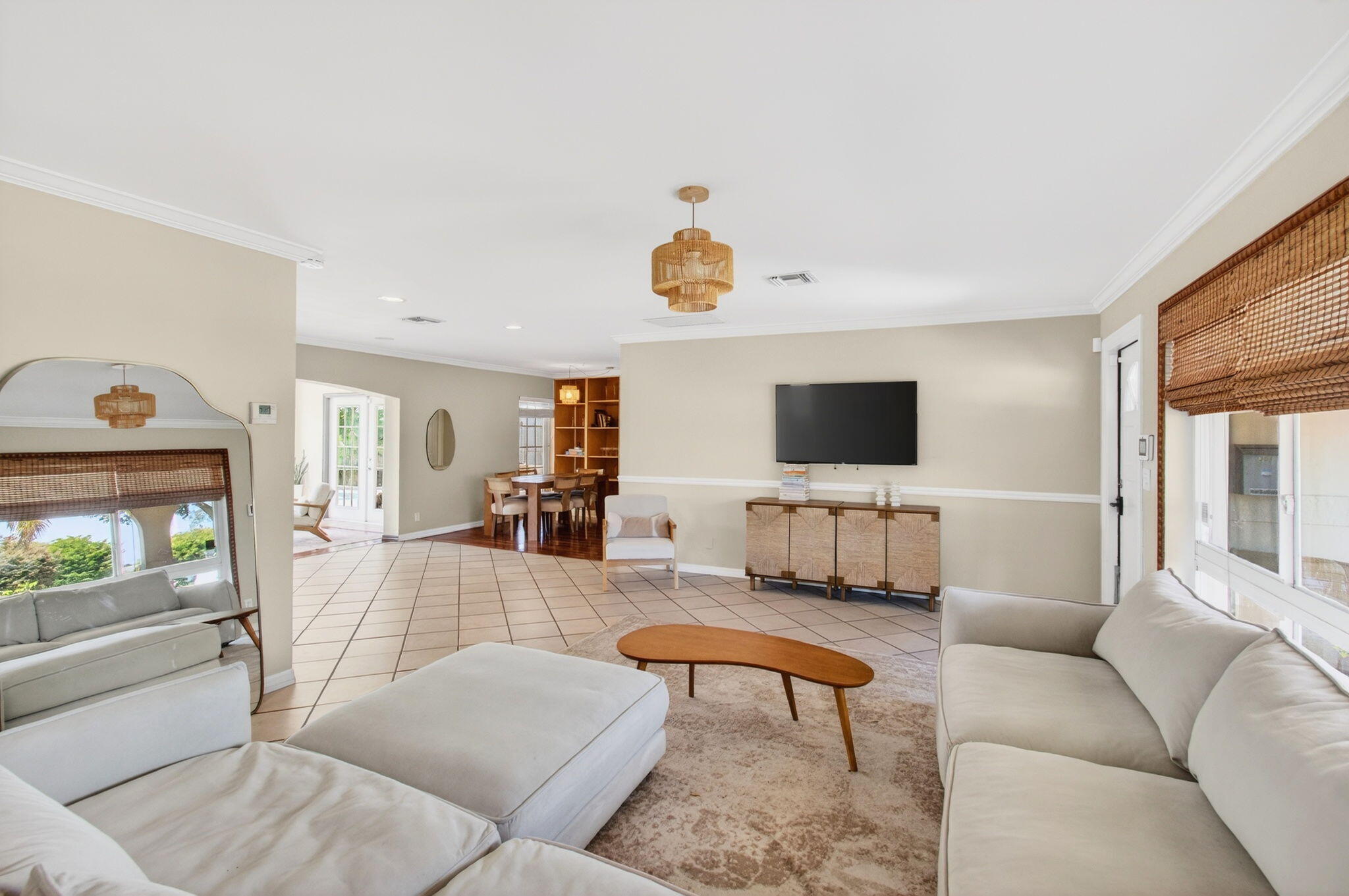 CORAL MANOR THIRD ADD - Residential Lease