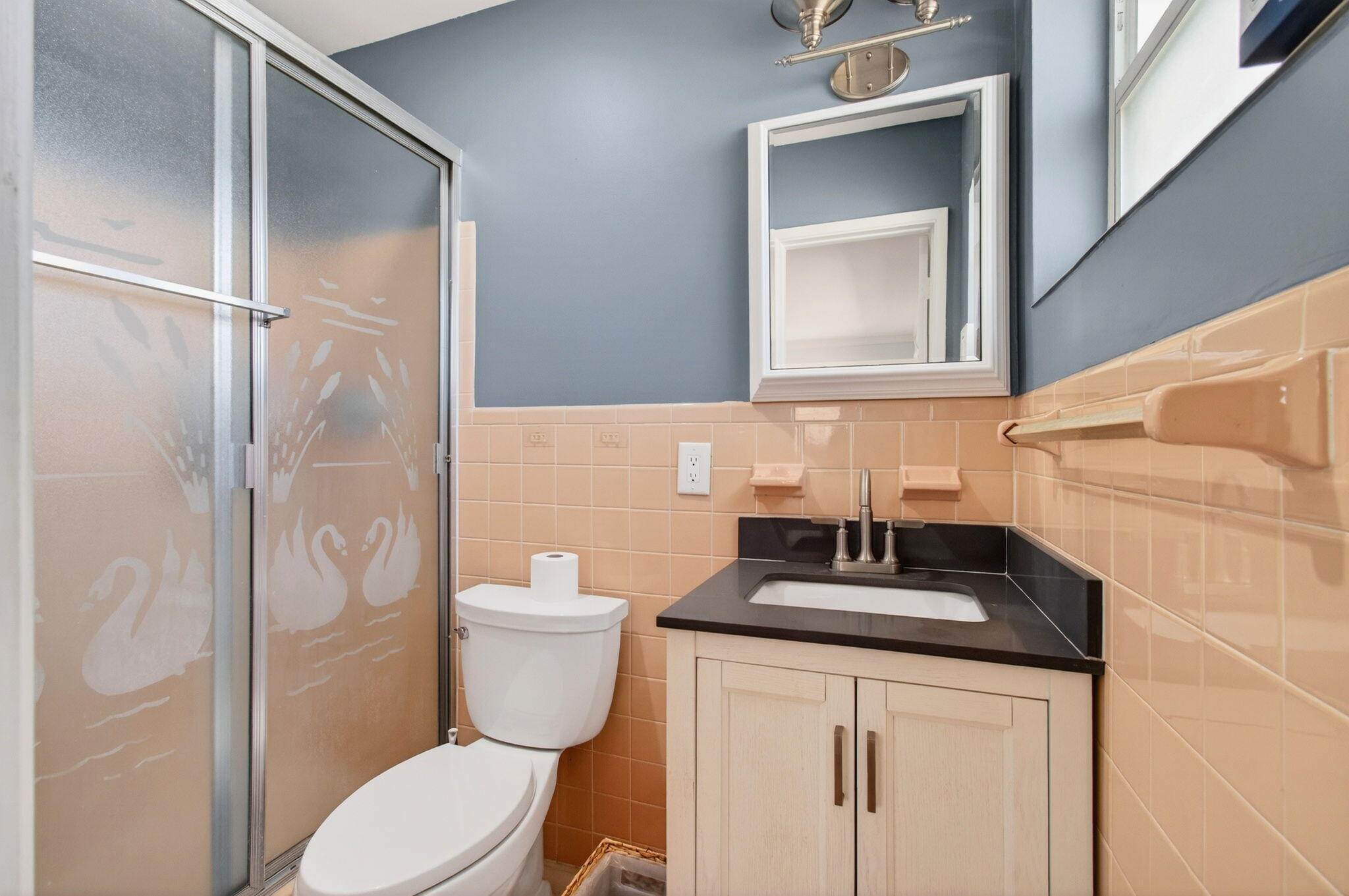 CORAL MANOR THIRD ADD - Residential Lease