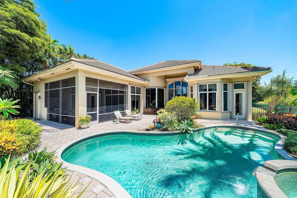 Photo of 1018 Grand Isle Terrace, Palm Beach Gardens, FL 33418 (MLS # R11118807)