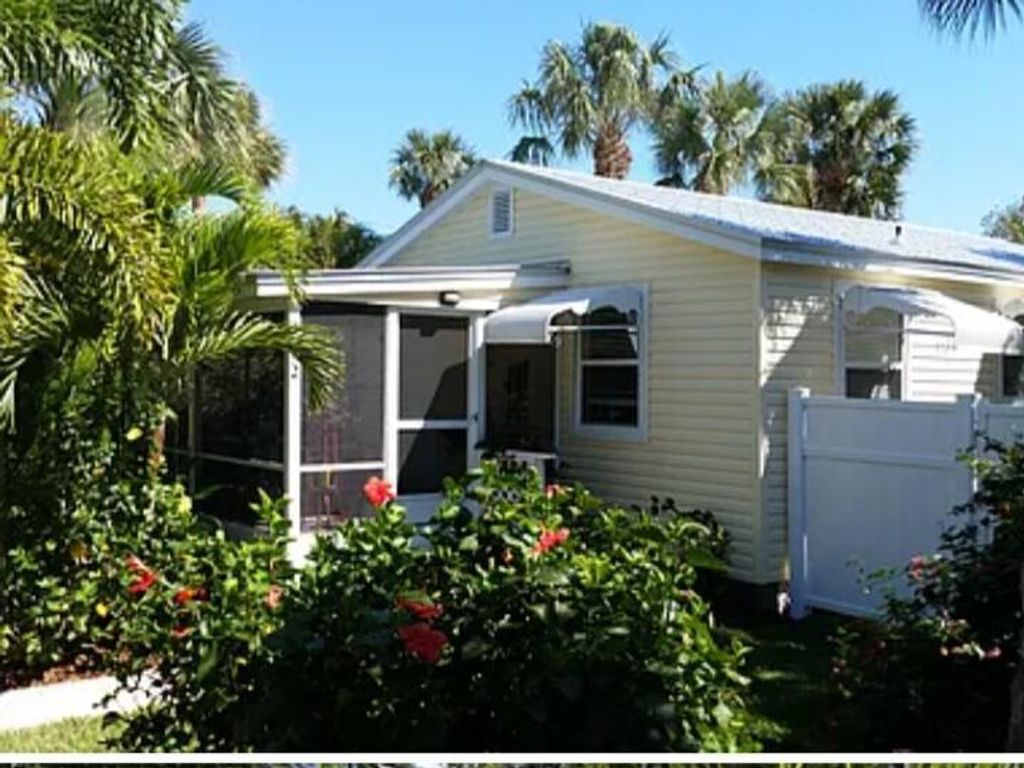 Photo of 2252 NE Pelican Terrace, Jensen Beach, FL 34957 (MLS # R11024379)