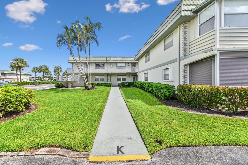Photo of 505 Monaco K Boulevard, Delray Beach, FL 33446 (MLS # B26080842)