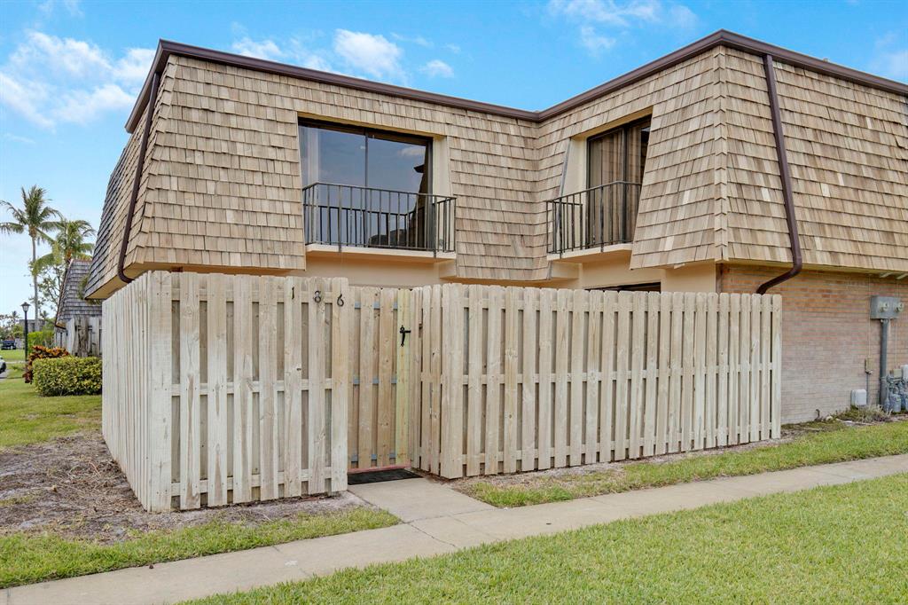 Photo of 186 Lake Arbor Drive, Palm Springs, FL 33461 (MLS # R10714477)