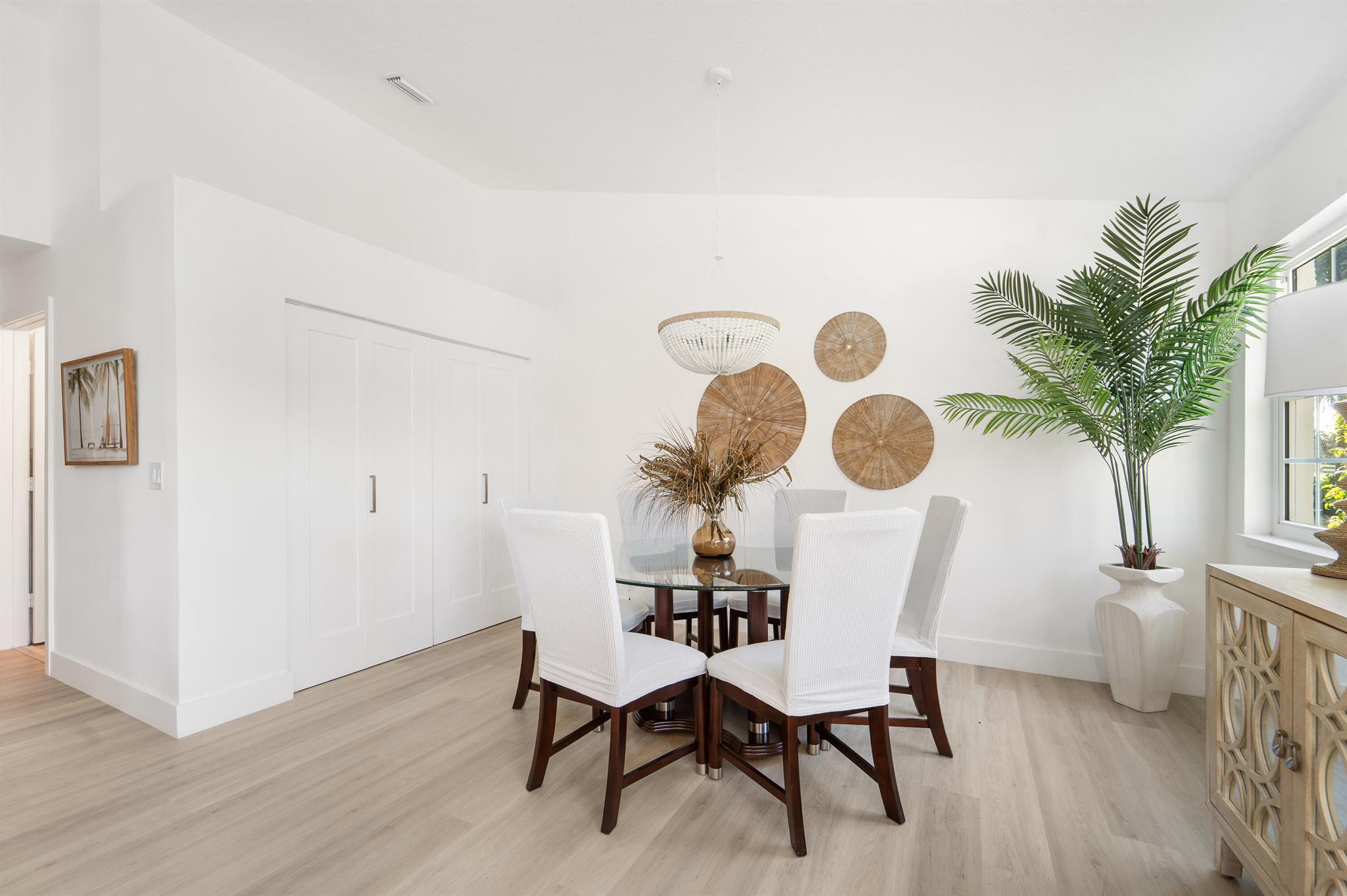 FAIRFIELDS LACUNA 1-A - Residential