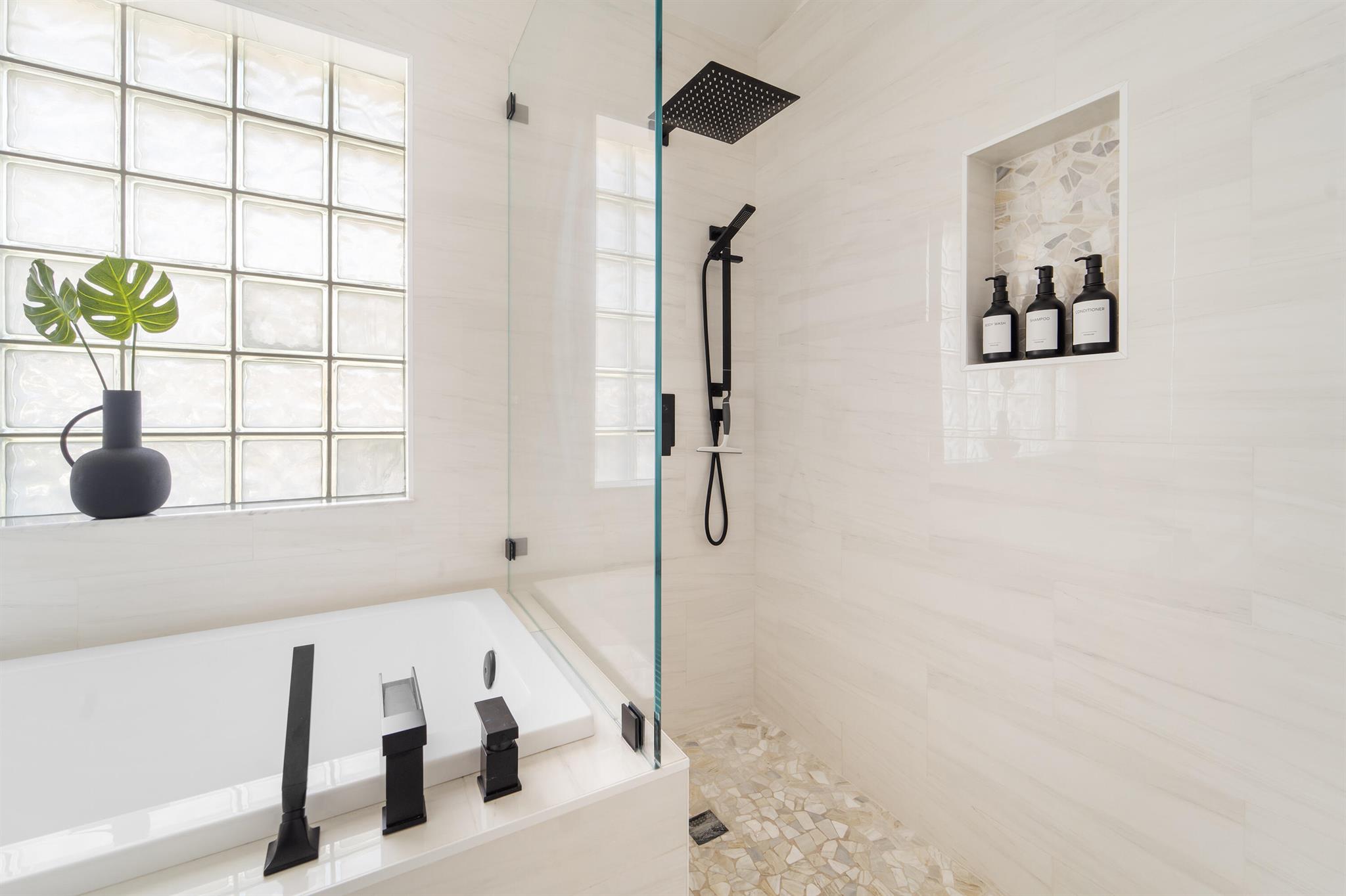 FAIRFIELDS LACUNA 1-A - Residential