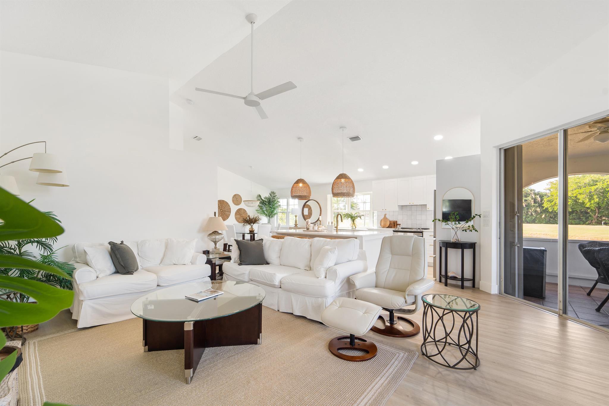 FAIRFIELDS LACUNA 1-A - Residential