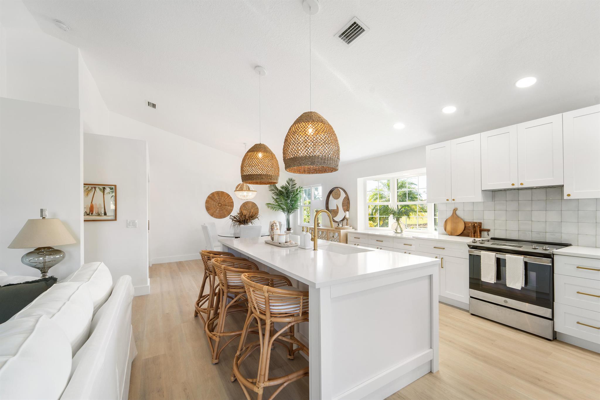 FAIRFIELDS LACUNA 1-A - Residential