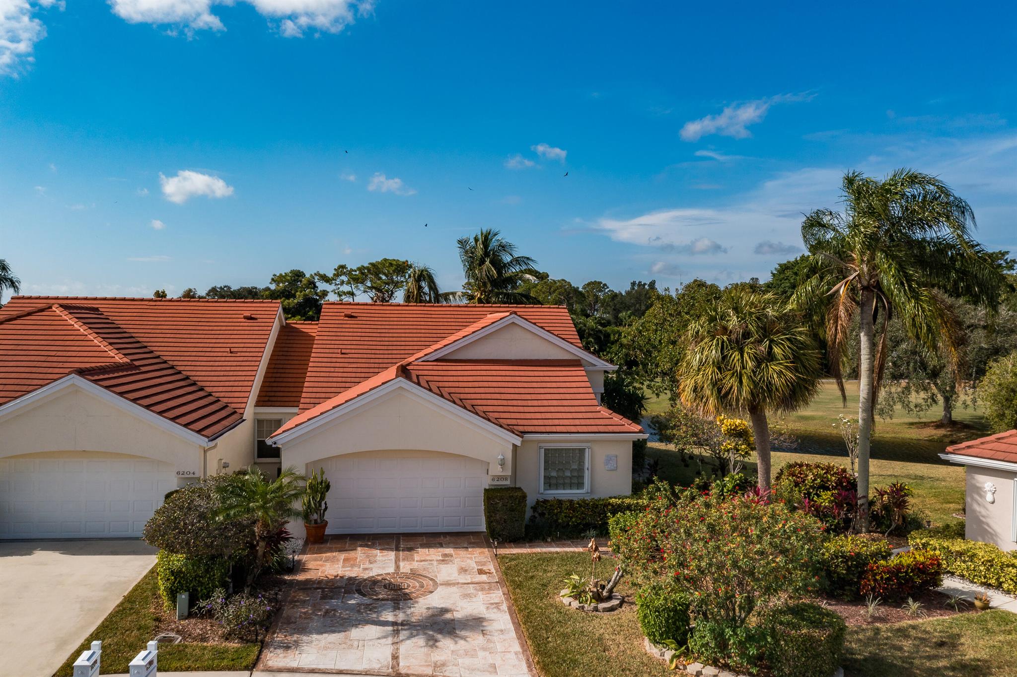 FAIRFIELDS LACUNA 1-A - Residential