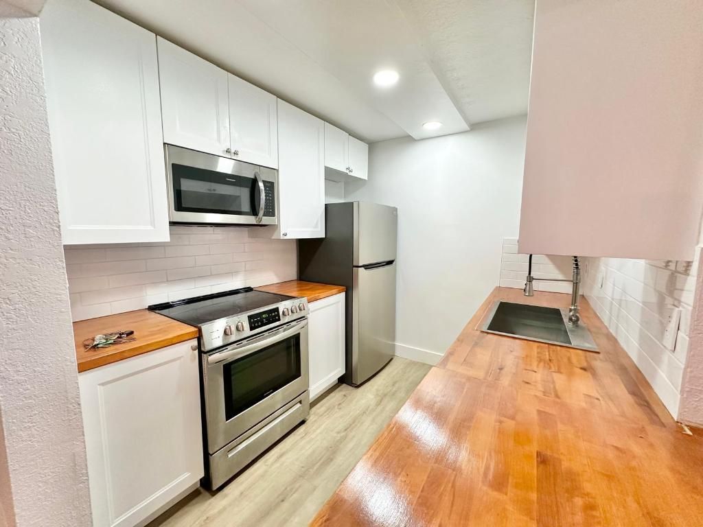 Photo of 470 NW 20th St #212, Boca Raton, FL 33431 (MLS # R11147629)