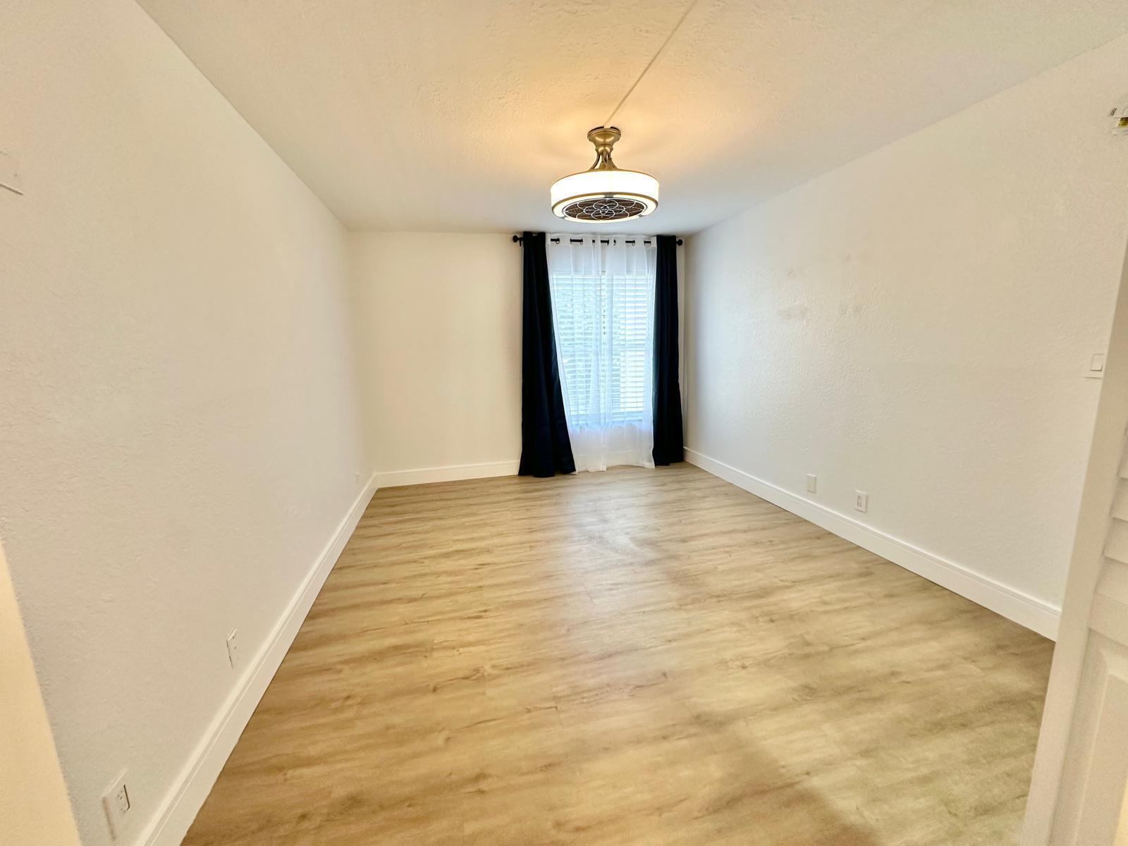 CASA DEL RIO CONDO - Residential Lease