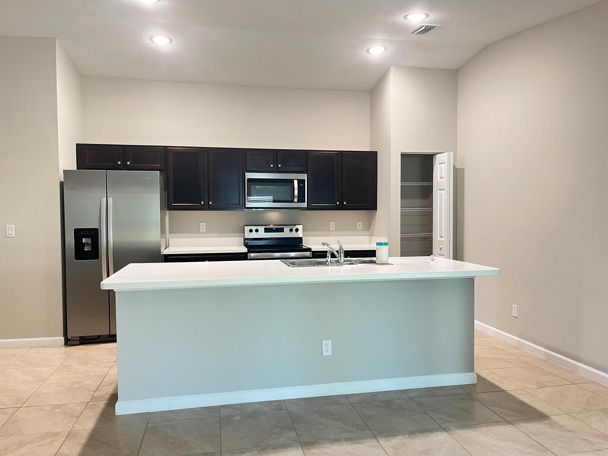 PORT ST LUCIE SECTION 14 - Residential Lease