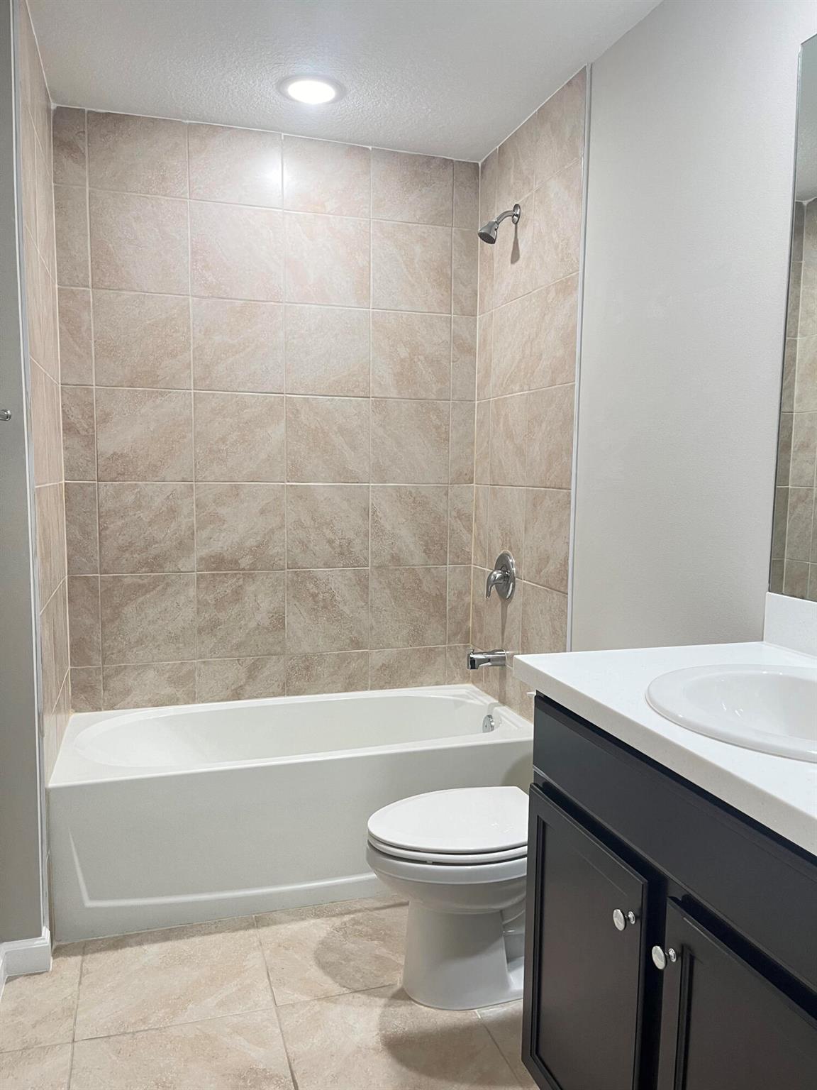 PORT ST LUCIE SECTION 14 - Residential Lease