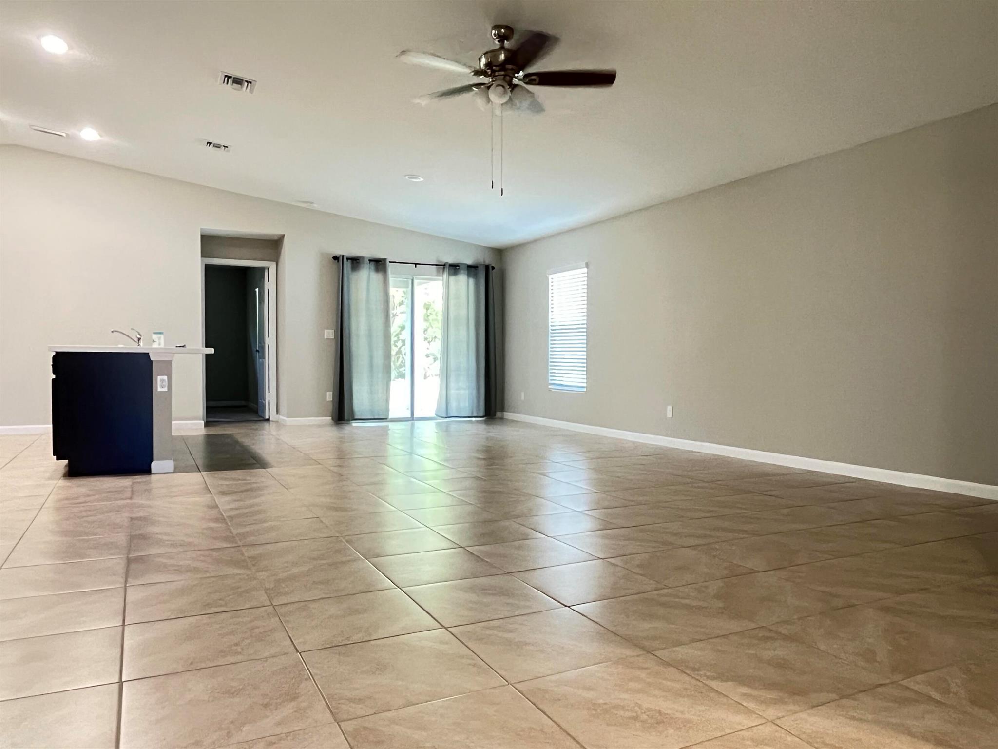 PORT ST LUCIE SECTION 14 - Residential Lease