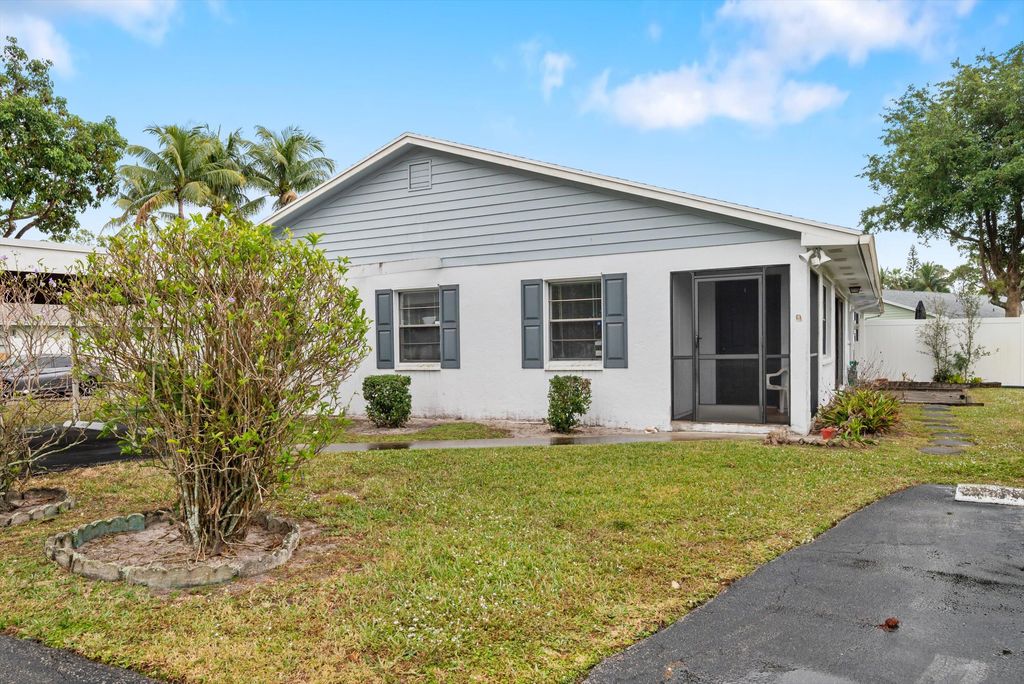 Photo of 4439 Walden Circle, Lake Worth, FL 33463 (MLS # R11049417)
