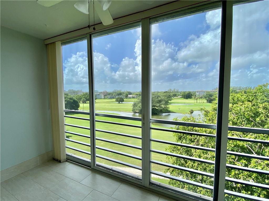 No 22 Palm-Aire Country C - Residential Lease