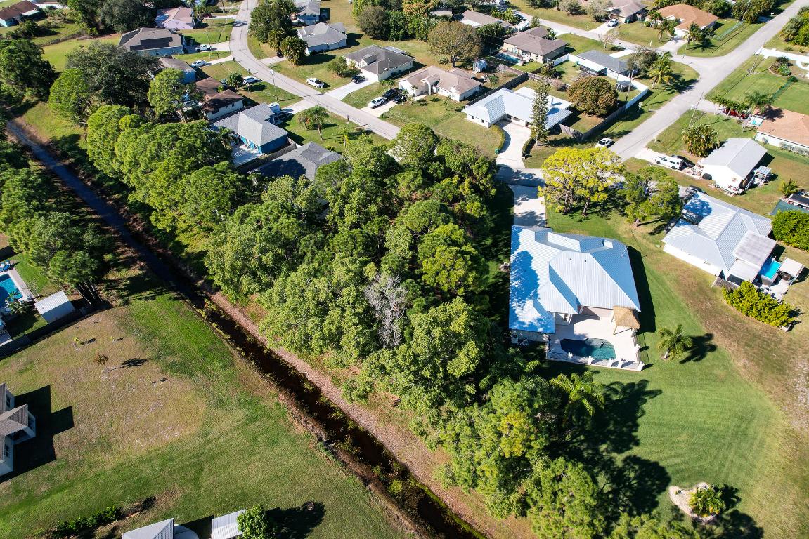 PORT ST LUCIE SECTION 30 - Land