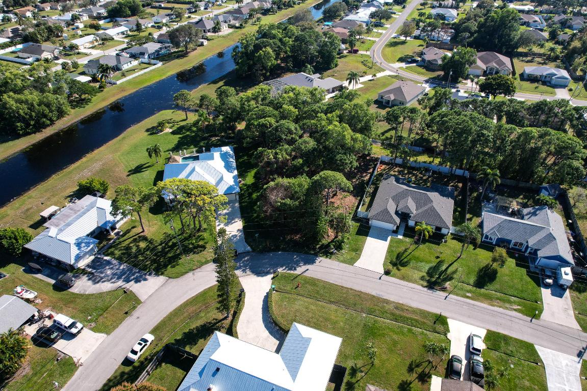 PORT ST LUCIE SECTION 30 - Land