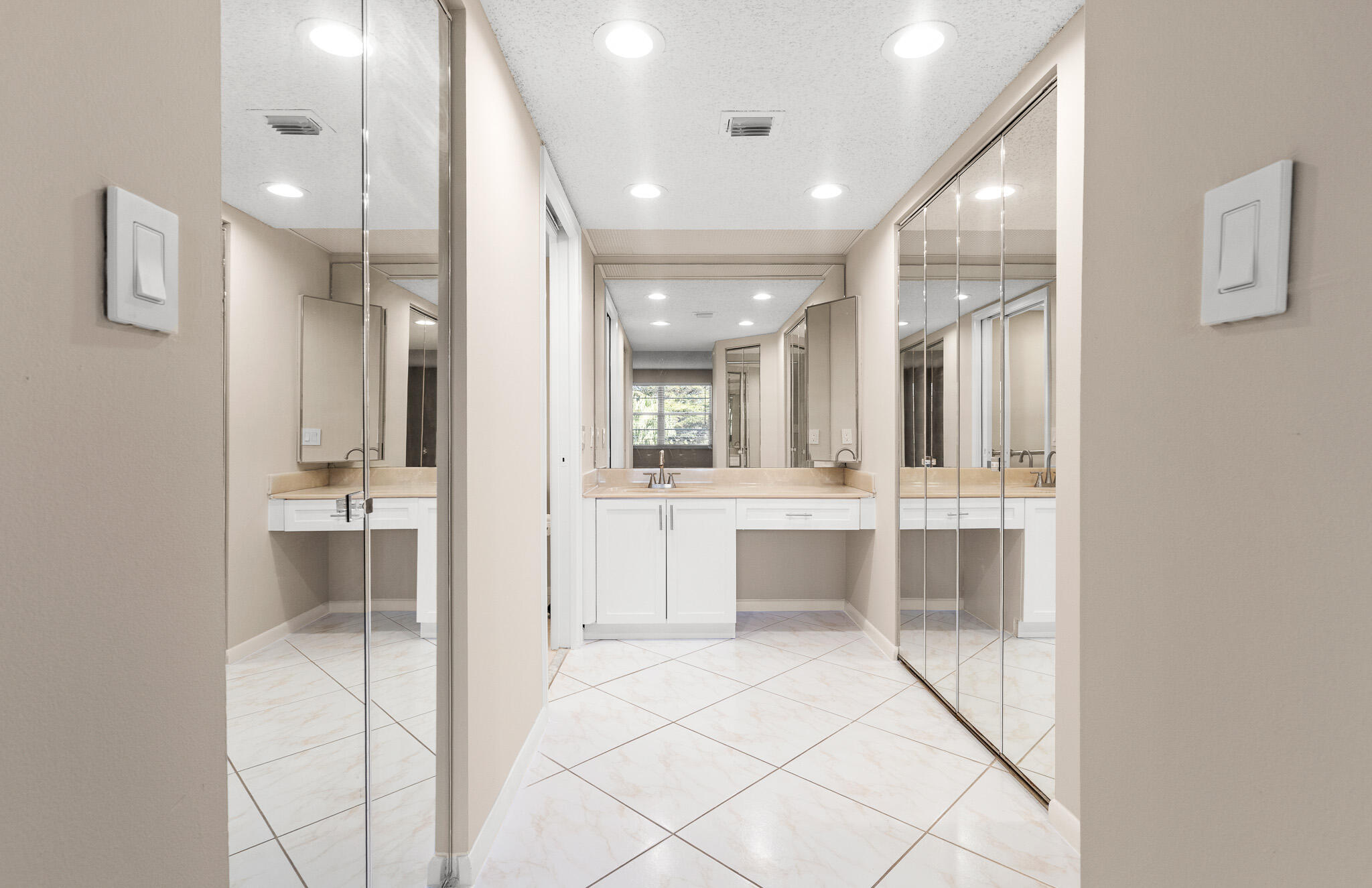 ABACO VILLAGE H CONDO - Residential