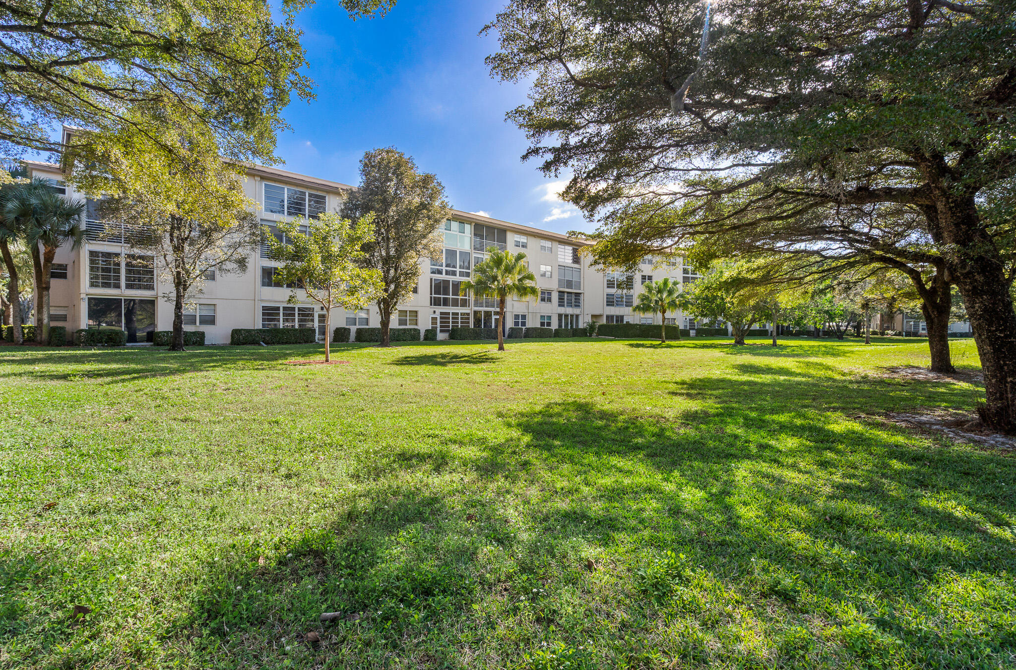 ABACO VILLAGE H CONDO - Residential