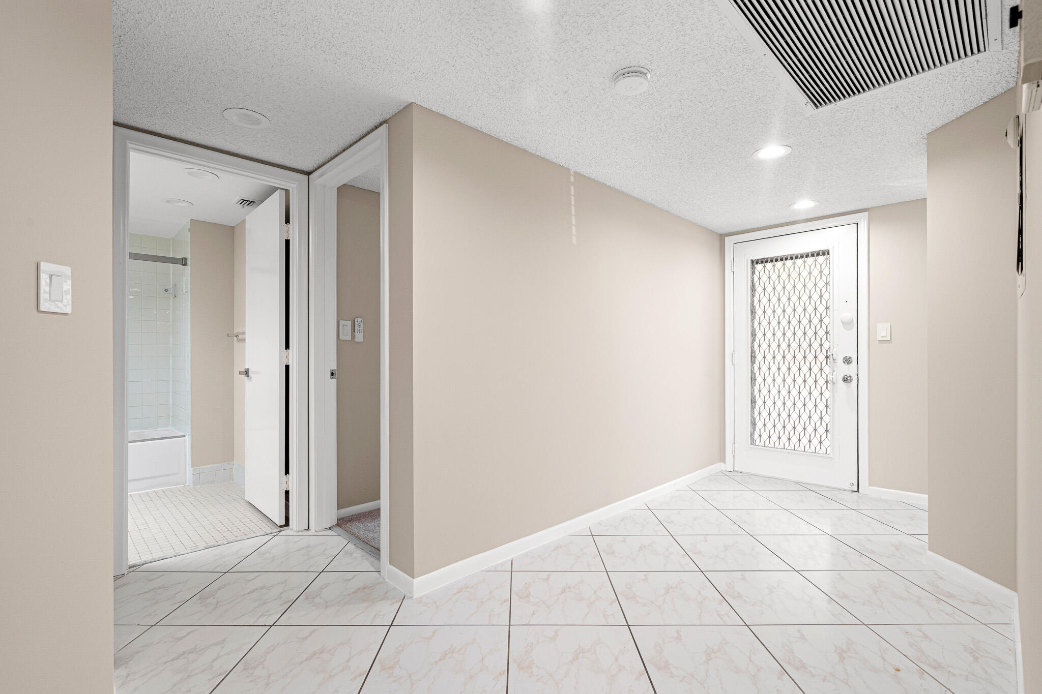 ABACO VILLAGE H CONDO - Residential